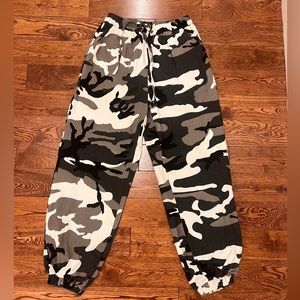 Camouflage joggers